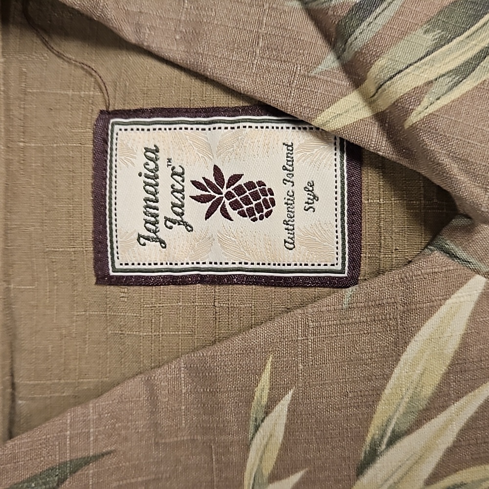JAMAICA JAXX 'Authentic Island Style' Large tan bamboo palm fronds button EUC - Picture 5 of 10